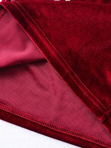 SHEIN فستان كاجوال للفتيات المراهقات من المخمل المحبوك بلون موحد مع ياقة غير متماثلة وزخارف خرزية - متعدد الألوان - مشاهدة 9