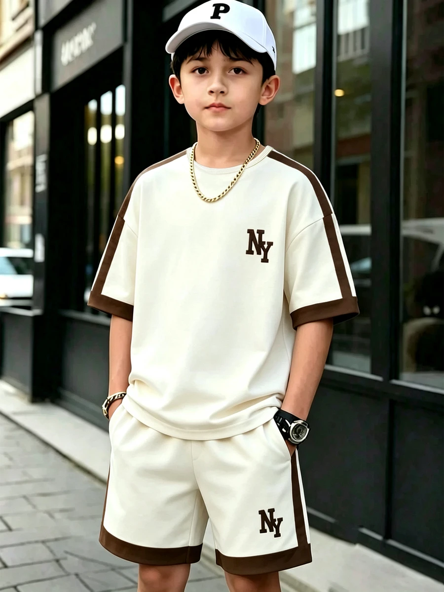 SHEIN 2pcs Teen Boys NY Print Contrast Color Crew Neck Short Sleeve T-Shirt + NY Print Contrast Color Casual Shorts Set