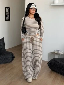 Coolane طقم كاجوال مقاس كبير بكتف غير متماثل وخطوط وأكمام طويلة مع بنطال طويل بخصر برباط - لون مشمشي - مشاهدة 4