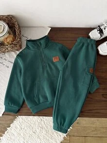 SHEIN Little Byeori 2件組小男孩休閒舒適百搭立領半拉鍊套頭衛衣，秋冬款，口袋裝飾，對比編織鬆身設計 - 墨綠色 - 查看 1
