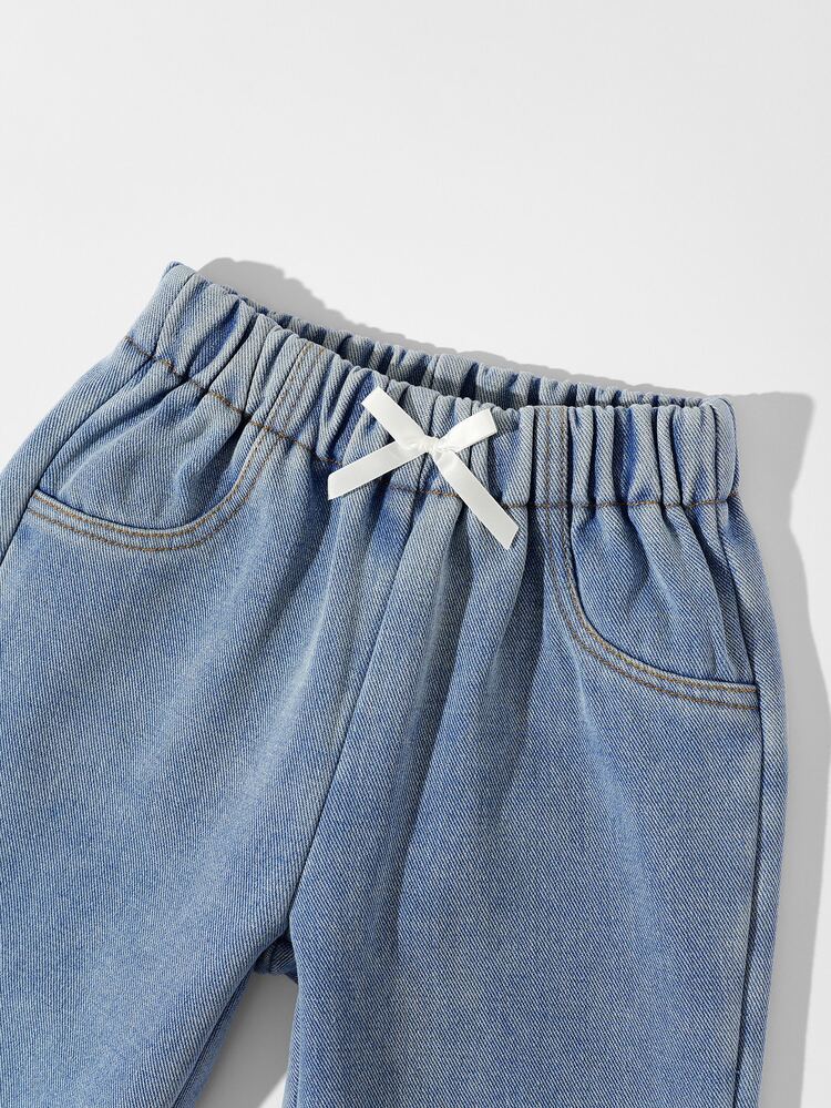 SHEIN 女童淺藍色抓絨內裡牛仔褲，柔軟保暖，蝴蝶結裝飾，休閒牛仔女孩風，適合返校季、春季、秋季、冬季 - 中等水洗藍 - 查看 5