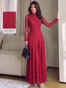 Modelyn 酒紅色設計半高領收腰顯瘦蕾絲女款洋裝，適合聖誕新年晚餐雞尾酒會，秋季浪漫優雅風 - 玫瑰紅 - 查看 3