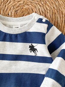 SHEIN 新生兒嬰兒 2 件套服裝組，60% 棉條紋刺繡馬圖案運動衫 + 純色慢跑褲，柔軟親膚，休閒日常穿著 - 藍白色 - 查看 7