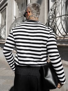 Artur Kramer Men Round Neck Color Block Striped Long Sleeve Tee, Fashion, Boyfriend Gift, For Going Out, Summer, For Fall, Couple Things - Black and White - View 2