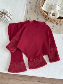 SHEIN 2件組幼女羅紋上衣喇叭褲套裝，可愛甜美紅白色大蝴蝶結毛絨飾邊長袖小立領，休閒派對春季節慶假日精品款 - 酒紅色 - 查看 2
