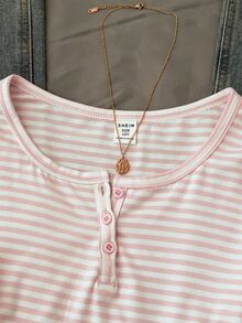 SHEIN Kids Tween Girl Early Autumn Spring Fashion Cute Pink Striped Long Sleeve Casual Lace-Paneled Hem T-Shirt Trim Patchwork Button Placket School - Pink - View 3
