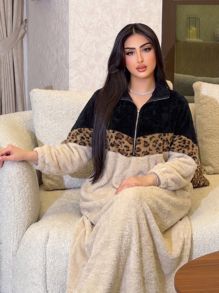 Lacomfia Winter New Plus Size Women's Plush Patchwork Zip-Up Flip-Up Collar Long Sleeve Loose Fit Long Dress, Suitable For Casual Daily Occasions - Multicolor - View 1