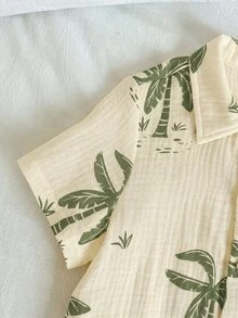 SHEIN 2件套男童夏季度假休闲米色棕榈树印花短袖衬衫和短裤套装 - 綠色 - 查看 6