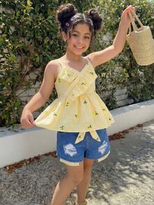SHEIN 2pcs/Set Tween Girls Yellow Gingham Ruffle Camisole Top & Distressed Denim Shorts,Soft Summer Colour Palette,Summer,Cute,Vacation,Holiday Outfits - Multicolor - View 4