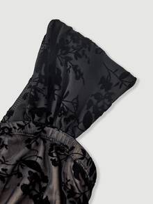 SHEIN MOD 大尺碼夏季黑色植絨印花短版上衣，復古浪漫優雅宮廷風，復古日常穿搭，女孩休閒度假派對造型 - 黑色 - 查看 5
