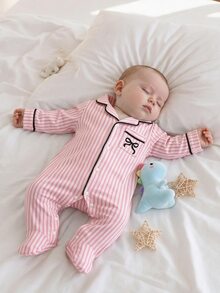 SHEIN Newborn Striped Trim Front Opening Printed Patch Pocket Footed Loose Long Sleeve Autumn Jumpsuit Wear Suitable For Winter Baby - Pink - View 4
