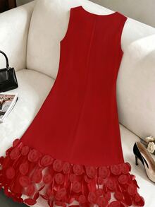 GlowEve CURVE Plus Size Minimalist Elegant Fashion Versatile 3D Floral Patchwork Women's Dress - Red - View 2