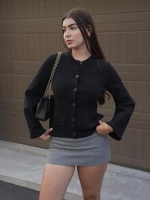 Andrea Bello 女款黑色秋季基礎款辦公極簡冬季休閒日常簡單素色拼接口袋鈕扣開襟毛衣聖誕新年時尚針織衫 - 黑色 - 查看 5