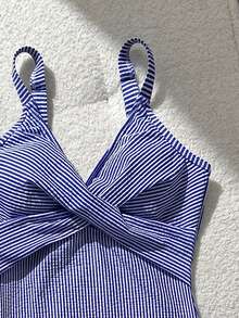 SHEIN Swim 1pc Striped Special Fabric Criss-Cross Front One-Piece Swimsuit - Blue - View 5