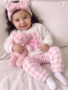 SHEIN Infant Girl Cute Cartoon Baby Girl Bear Pattern Fuzzy Pajama Set With Plaid Autumn Pants Loungewear - White - View 5