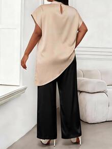 SHEIN Lady Bộ áo và quần nữ size lớn họa tiết hoa, vạt áo bất đối xứng - Màu Khaki - Xem 2