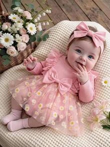 SHEIN Newborn Baby Girl Yellow Vertical Stripe Bowknot Splicing Daisy Mesh Dress&Headband Two Pieces Set - Pink - View 1