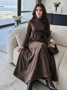 Heiryn فستان أنيق للنساء بلون موحد وياقة واقفة وأكمام طويلة - بني - مشاهدة 4