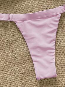 Swim Chiccia Conjunto de bikini de 2 piezas con top bandeaux de unicolor minimalista con decoración de metal y tanga, adecuado para vacaciones de primavera y verano - Rosa - Ver 5