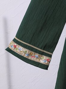 SHEIN Tween Girl Floral Embroidery Pattern Fringe Design Casual Loose Fit Party Bell Sleeve Dress - Dark Green - View 5
