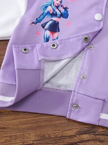 SHEIN Girls Purple & White Colorblock Cartoon Baseball Jacket, Classic Autumn/Winter Varsity Jacket, Ribbed Stand Collar + Single-Breasted White Button Placket, Purple & White Striped Ribbed Cuffs And Hem, Light Purple Body With Cartoon Character Print On Front, Sweet & Cool Girl Style, Beige Contrast Sleeves, Suitable For School Daily Wear And Outings - Purple - View 7