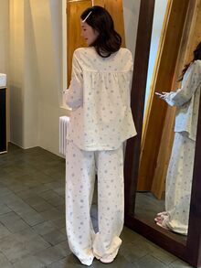 DAZY Sweet Floral 100% Pure Cotton Loose Long Sleeve Top & Straight Leg Long Pajama Pants 2-Piece Set Women's Sleepwear - Apricot - View 2