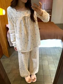 DAZY Sweet Floral 100% Pure Cotton Loose Long Sleeve Top & Straight Leg Long Pajama Pants 2-Piece Set Women's Sleepwear - Apricot - View 10