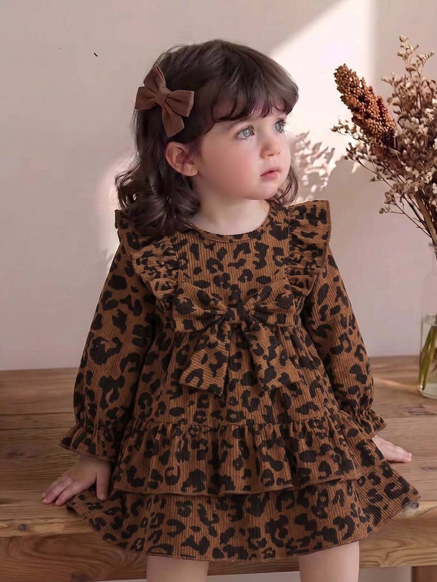 SHEIN Baby Girl Vintage Leopard Print Corduroy Dress, Ruffle Trim Big Bow Long Sleeve Layered Dresses For Fall Family Photo & Halloween Party - Brown - View 1