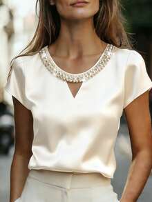 SHEIN Solid Satin V-Neck Pearl Embellished Gentle Intellectual Women Short Sleeve T-Shirt - White - View 3