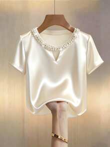 SHEIN Solid Satin V-Neck Pearl Embellished Gentle Intellectual Women Short Sleeve T-Shirt - White - View 4