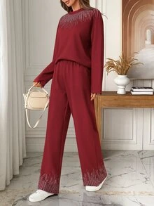 EMERY ROSE طقم نسائي من قطعتين شتوي ببلوزة طويلة الأكمام مطبوعة بنقشة أحجار الراين وبنطال، ملابس عيد الميلاد للنساء - الأحمر - مشاهدة 5