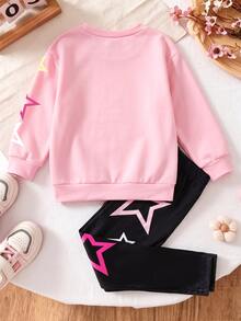 HELLO KITTY AND FRIENDS | SHEIN طقم سويت شيرت بياقة دائرية مطبوع برسومات كرتونية وسروال ضيق كاجوال للفتيات الصغيرات، مناسب للخريف/الشتاء - متعدد الألوان - مشاهدة 2