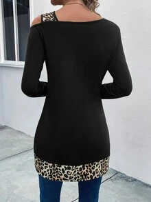 EMERY ROSE Camiseta con cuello asimétrico y estampado de leopardo, camisetas con estampado de guepardo para mujeres - Negro - Ver 2