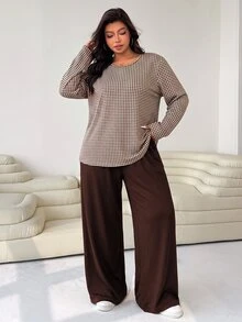 Solflare Plus Size Women's Round Neck Loose Brown Plaid T-Shirt And Loose Straight Leg Pants 2 Pieces Set, Suitable For Autumn/Winter - Multicolor - View 4