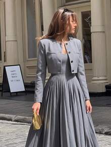 SHEIN MOD طقم بدلة تنقل رمادي من فستان كامي مطوي وبليزر بأكمام طويلة - رمادي غامق - مشاهدة 7