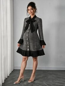 SHEIN Maternity Front Tie Bell Sleeve Plaid Single-Breasted Elegant Dress - Black - View 3