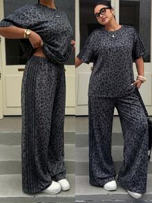 Muchica Plus Size Women's Grey Short Sleeve T-Shirt And Pants Casual Set Office Summer - Black - View 2