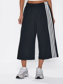 Musera Petite Stripe Side Elasticated Waist Sweatpant Jorts Active Petite Daily Active Gym Workout Fall Autumn Winter Pilates - Black - View 3
