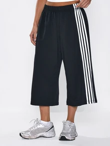 Musera Petite Stripe Side Elasticated Waist Sweatpant Jorts Active Petite Daily Active Gym Workout Fall Autumn Winter Pilates - Black - View 2