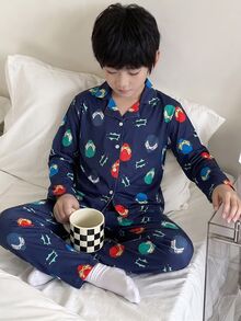 男孩紅色底色趣味蜘蛛面具圖案 BOOOM 針織領短袖上衣與短褲兩件套，舒適阻燃面料，適合男孩居家休閒穿著 - 藏蓝色 - 查看 2