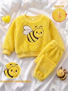 SHEIN Babygirl Yellow Cute Bee Pattern Fuzzy Loungewear Set 2pcs Autumn - Yellow - View 1