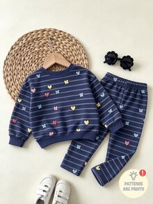 幼童女童 2 件套，海軍藍條紋花卉愛心，圓領運動衫與內搭褲，適合秋冬冬季日常穿著 - 彩色 - 查看 2