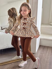 SHEIN 2pcs/Set Girls Toddler Outfit, Sweet Pastoral Style, All-Over Ditsy Floral, Ruffle Shoulder, Bowknot Decor, Long Sleeve Top With Gathered Hem And Solid Color Pants, Soft Textured Fabric, Exquisite Girls Two Pieces Set, Suitable For Daily Wear, Outdoor Activities, Spring And Autumn Versatile Outfit - Brown - View 3