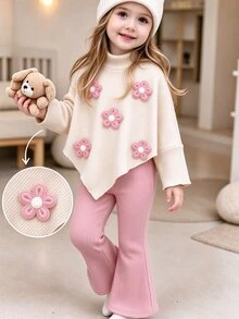 SHEIN 2件組女童幼兒套裝，溫柔復古風，3D鉤編花朵貼花裝飾，高領蝙蝠袖長袖上衣搭配喇叭褲，套裝 - 粉色 - 查看 1