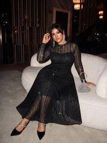 Firerie Elegant plisserad aftonklänning med paljetter i plus size - Svart - Visa 4