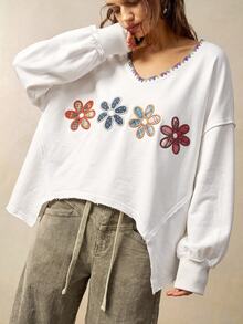 Bohemela Women's V-Neck Floral Print Casual Everyday Long Sleeve Sweatshirt - White - View 3