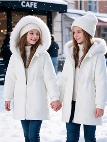 SHEIN Tween女孩仿皮草飾邊連帽外套 素色粗針織紋理保暖長袖外衣 冬季雪季聖誕聚會正式款 米白色可愛 - 白色 - 查看 4