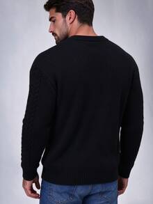 Manfinity Homme كنزة صوفية رجالية كاجوال بياقة دائرية وأكمام طويلة محبوكة بنمط الكابل لفصل الخريف/الشتاء - الأسود - مشاهدة 2
