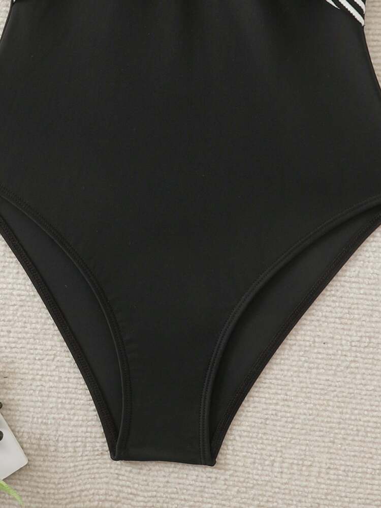 SHEIN Swim 1pc Striped Special Fabric Crisscross Front One-Piece Swimsuit Summer - Black and White - View 8