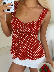 CovetEZ Top de tirantes para mujer con estampado de lunares rojos y blancos, diseño retorcido y fruncido, estilo casual romántico retro de los 70, para verano, brunch, picnic y vacaciones - Rojo - Ver 6